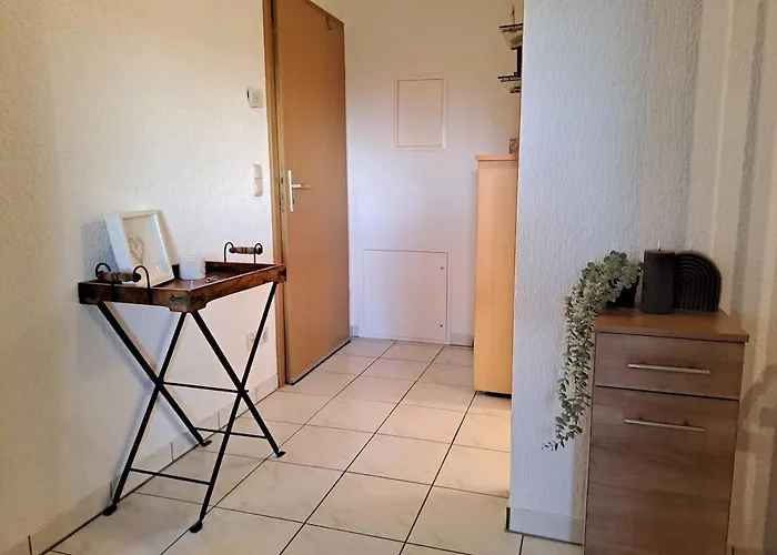 Quietly Located & Ideal For Visitors Apartment